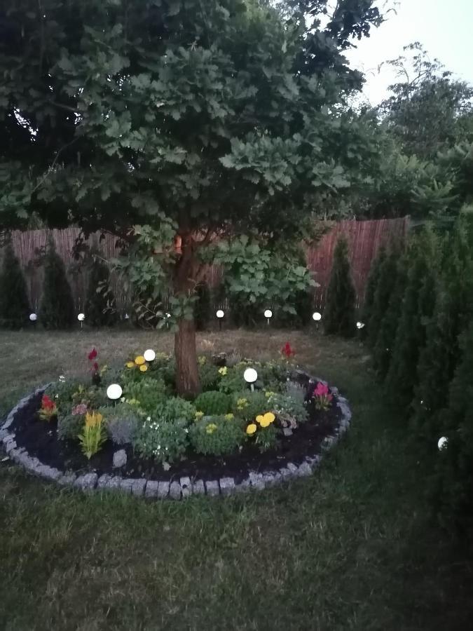 Dom Wakacyjny Gajowka Z Ogrodem Rzyki Dış mekan fotoğraf